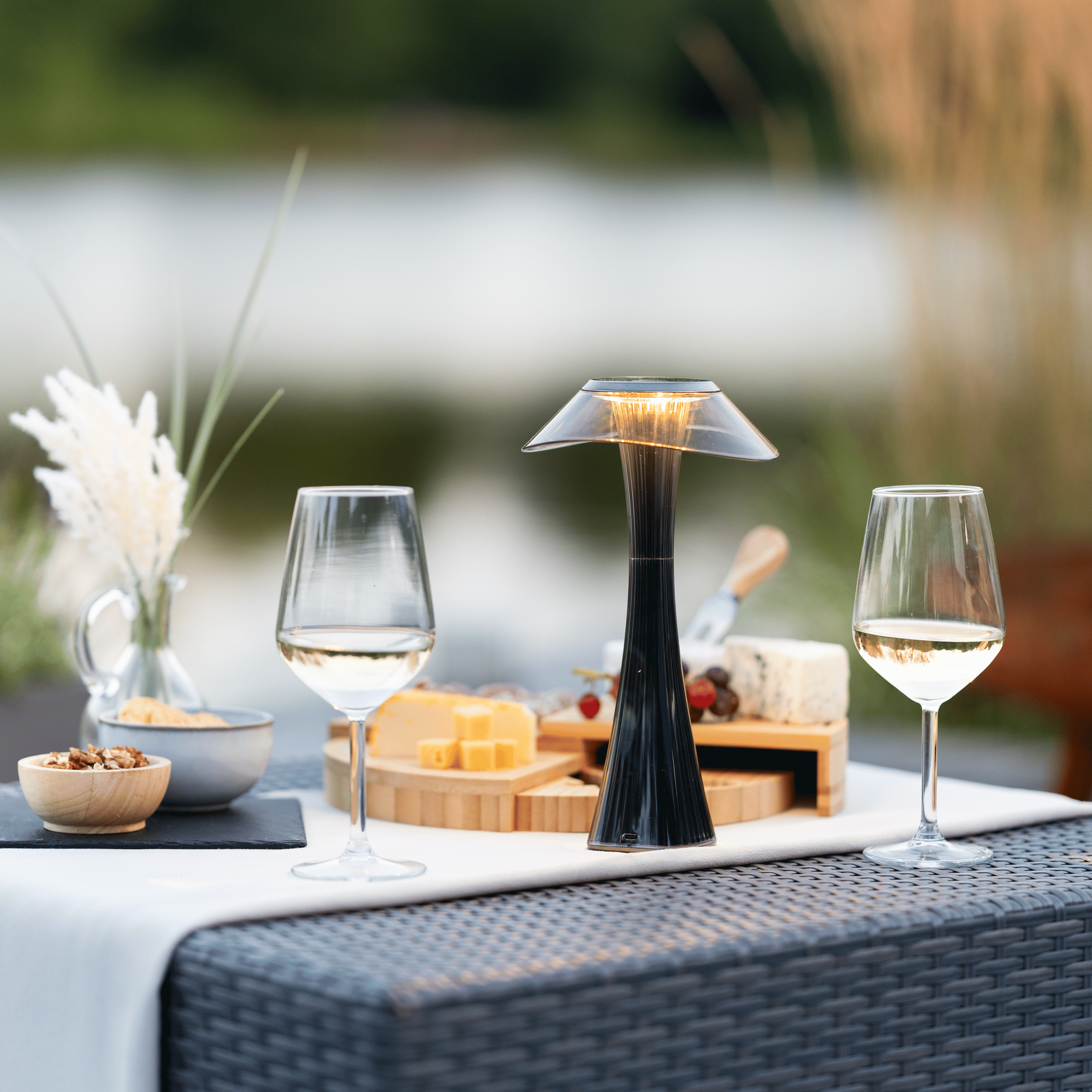 Fullambience Dignify Outdoor met borrelplank
